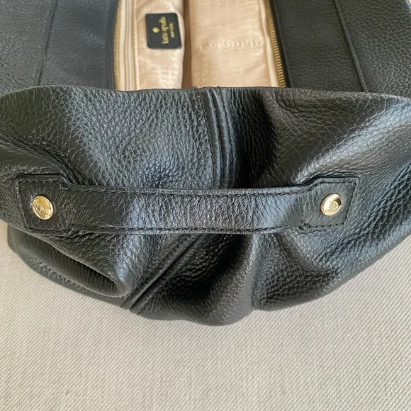 EUC Kate Spade New York black pebble leather zip closure handbag - Picture 6 of 14